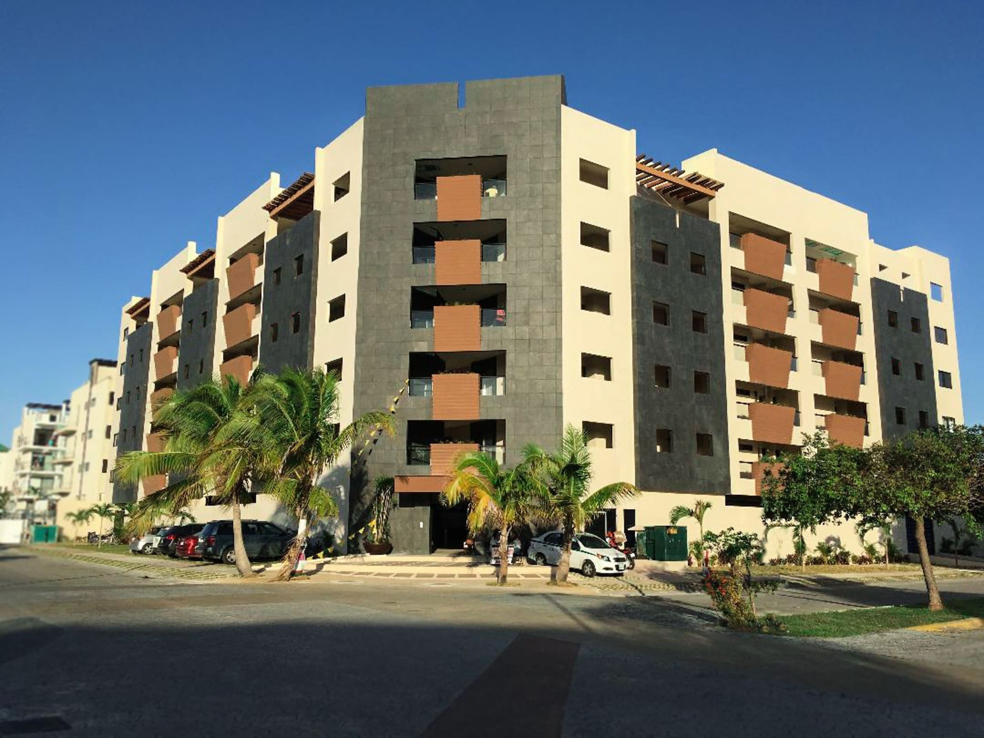 Tres Soles Apartments Cancún Exterior foto